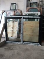 Ventana corrediza PVC Negra 187x140cm con mosquitero - Imagen 3
