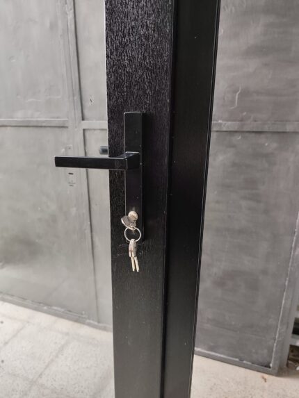 puerta batiente